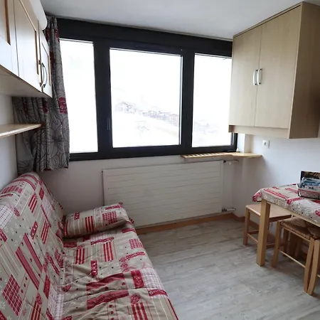 Apartment Lumineux Au Pied Des Pistes, Proche Commerces Et Esf - Fr-1-502-561 Tignes